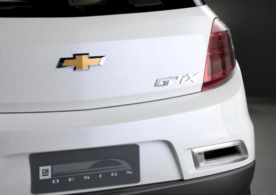  Chevrolet GPiX Crossover Coupe Concept 2008 года  (фото 3 из 19)